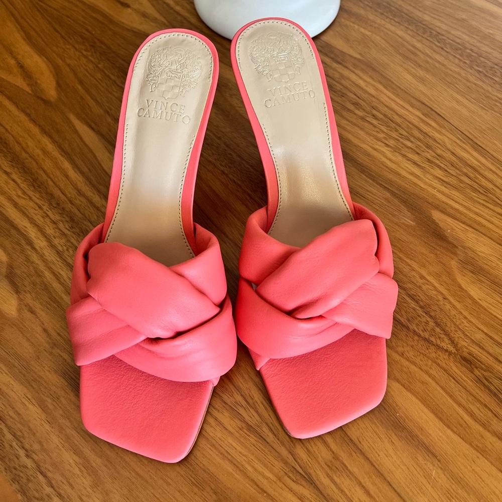 Vince Camuto Coral Women's Knotted Slide Sandals